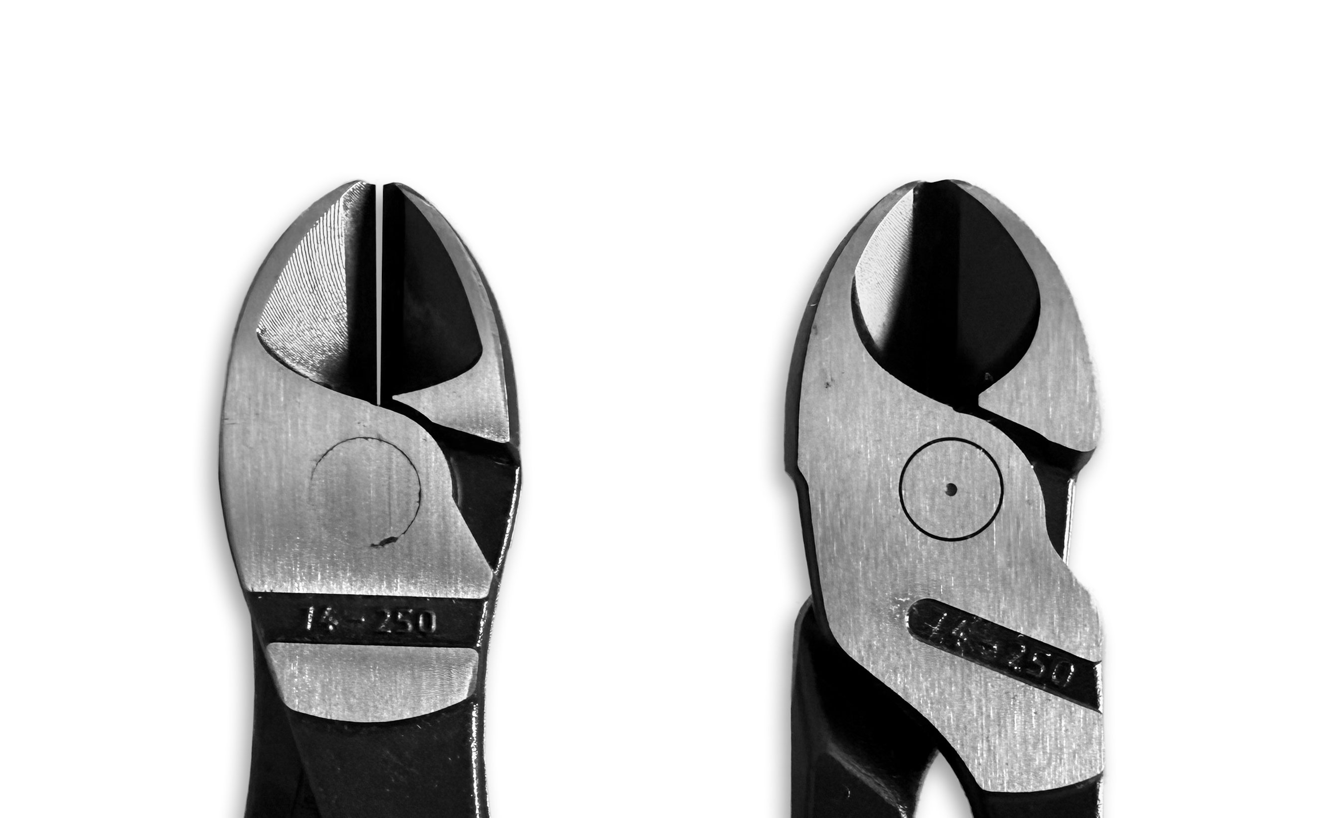 Das Bild zeigt die Zangenköpfe der alten sowie der neuen Version des 74 200 Kraft-Seitenschneiders nebeneinander. Alt links, neu rechts. 